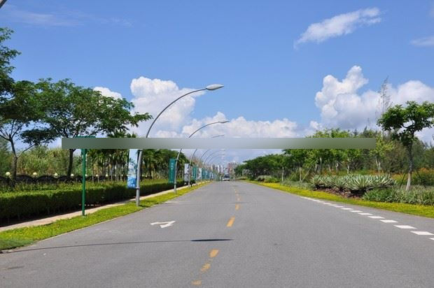 神州半岛内的道路都比较宽阔