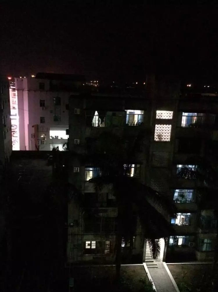 小区对面3号楼